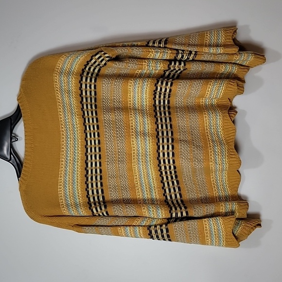 UMGEE GOLD STRIPED CREW NECK SWEATER WITH LONG FLARED SCALLOPED SLEEVES - Picture 7 of 14